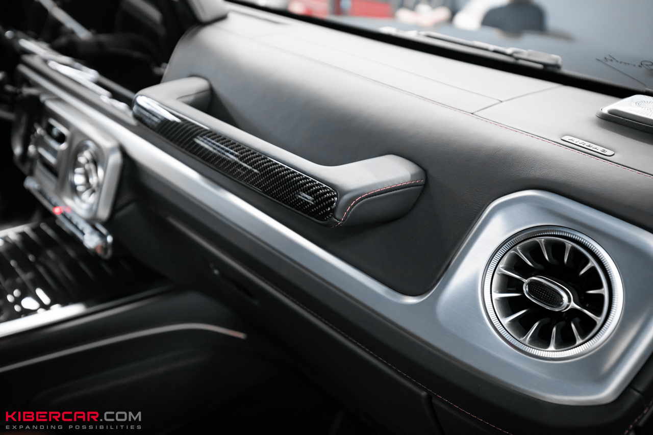 Химчистка салона и нанесение керамики на кожу Mercedes-Benz G-Класс