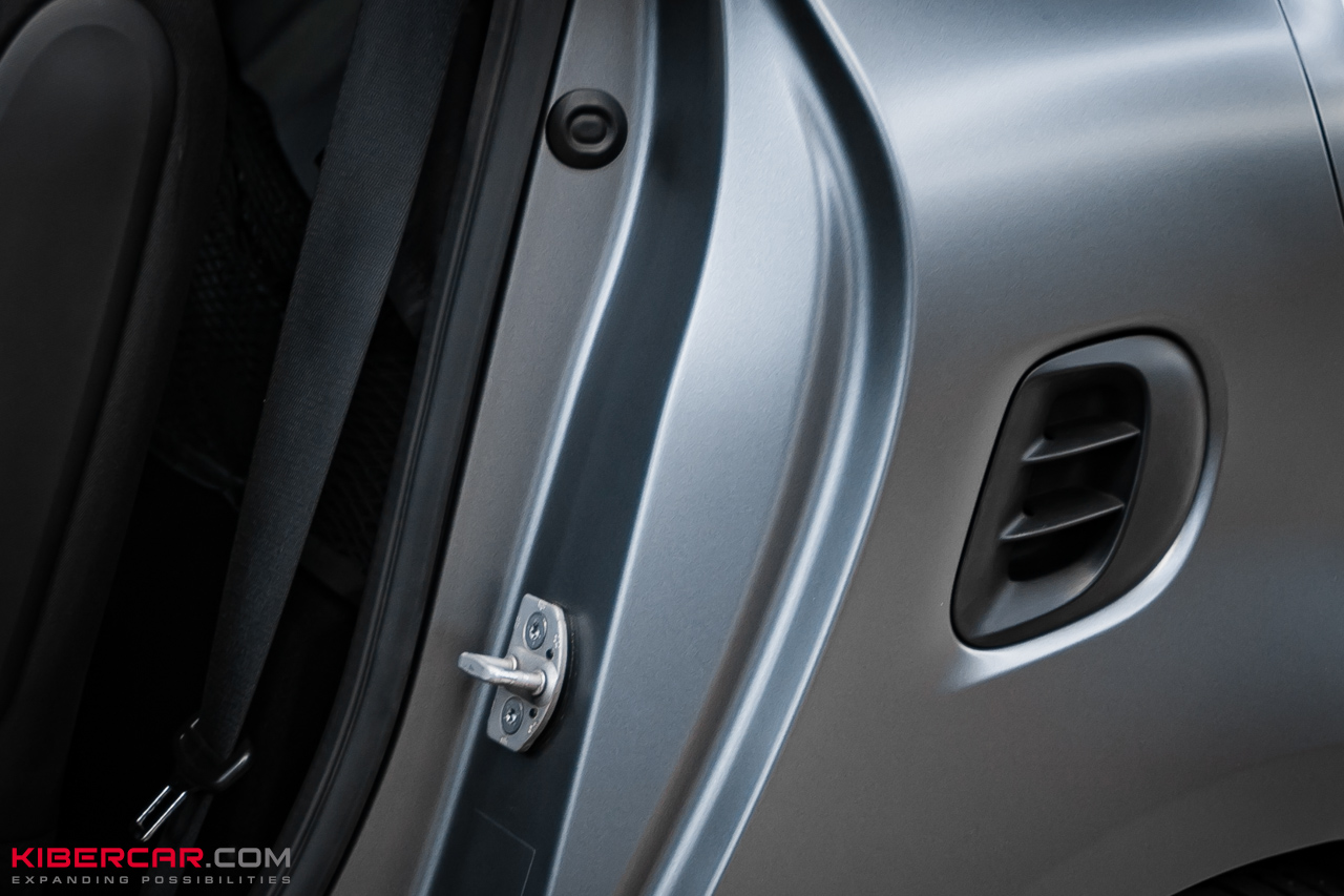 Полное преображение Smart Fortwo: оклейка кузова и проемов матовой цветной виниловой пленкой