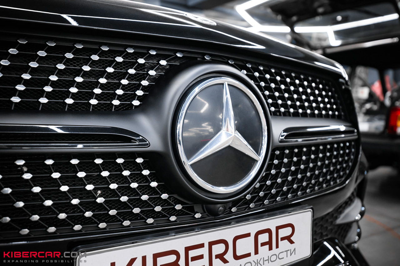 Черная решетка AMG на Mercedes-Benz GLE: продолжение единого стиля