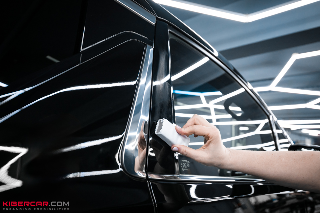 Полировка и керамическое покрытие Toyota Alphard