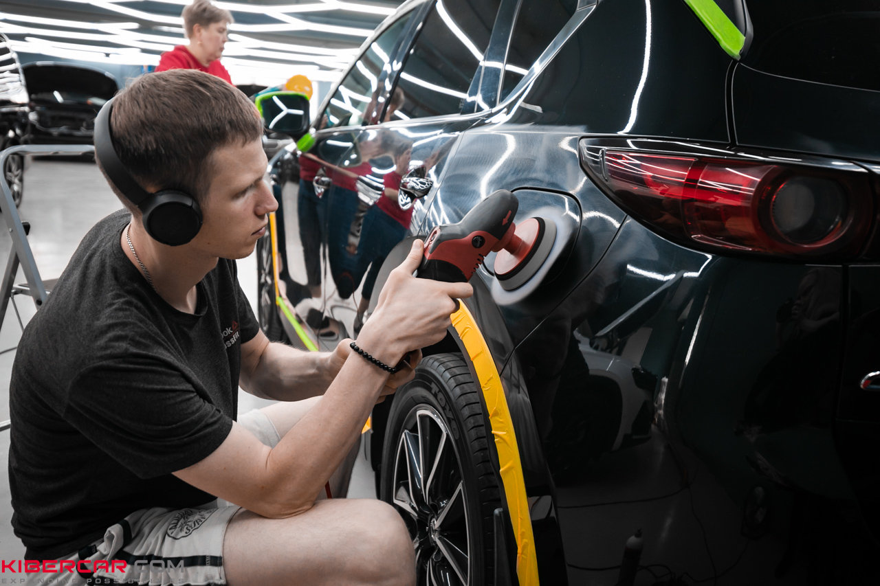 Mazda CX-5: полировка кузова