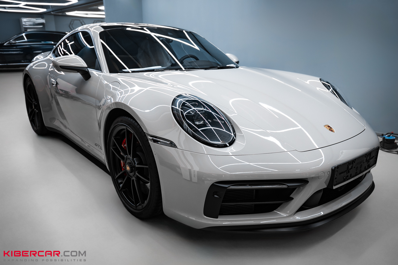 Комплекс защитных покрытий на Porsche 911 Carrera 4 GTS: премиальный уход для совершенства