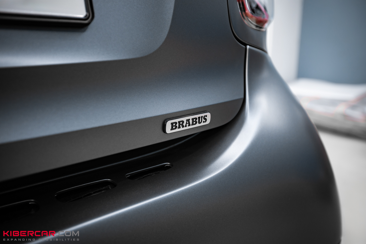 Полное преображение Smart Fortwo: оклейка кузова и проемов матовой цветной виниловой пленкой