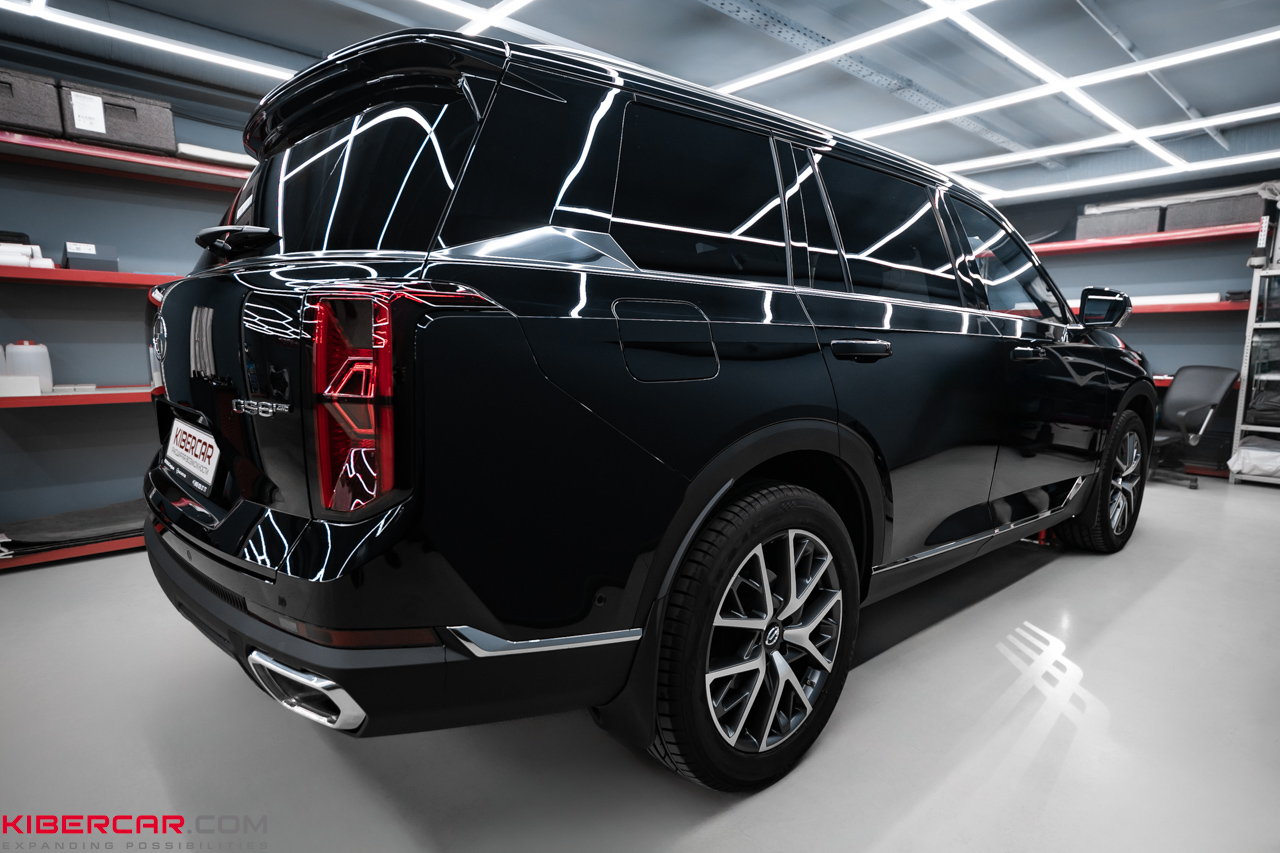Оклейка автомобиля GAC GS8 полиуретановой пленкой