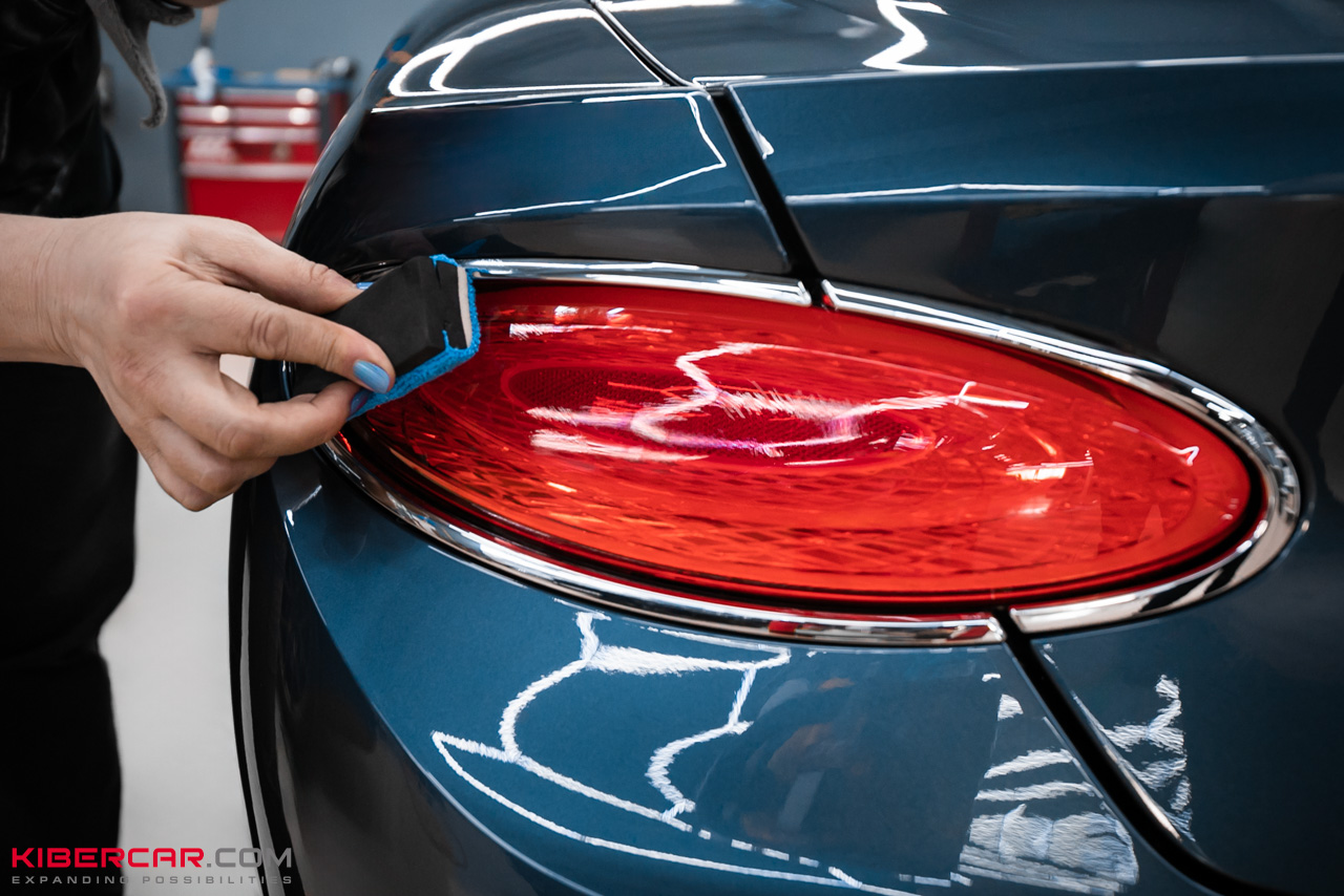 Мягкая полировка и керамическое покрытие на Bentley Continental GT