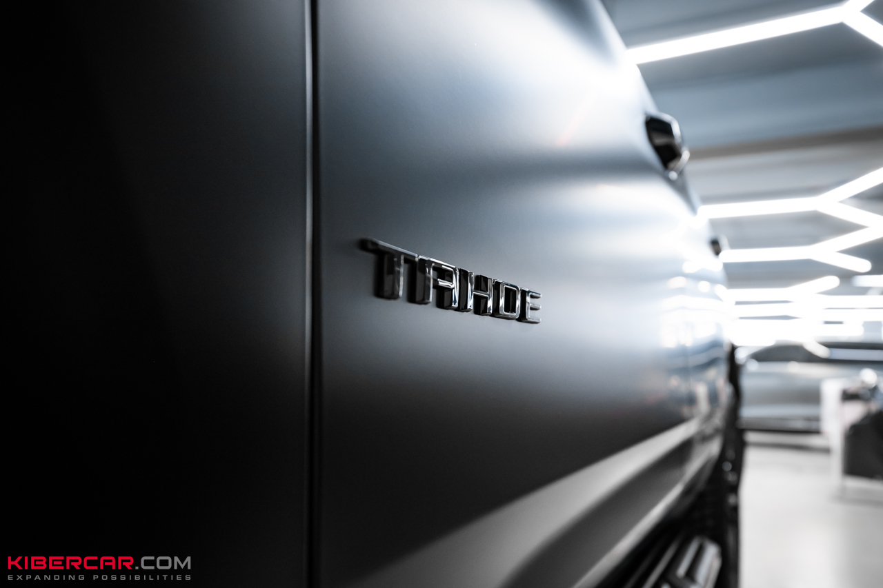 Chevrolet Tahoe: антихром и оклейка матовой полиуретановой пленкой