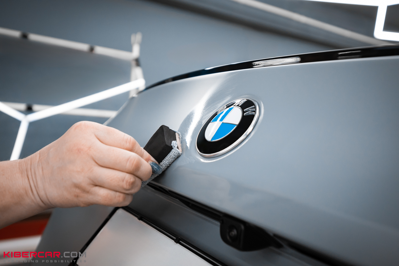 BMW M5 G90: нанесение керамического покрытия на матовую пленку