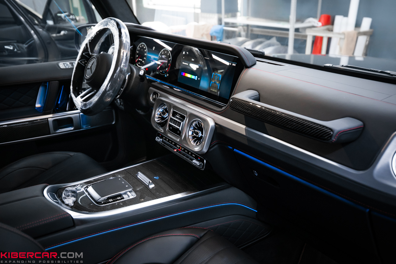 Mercedes-Benz G-Класс: подсветка на потолок «Звездное небо»