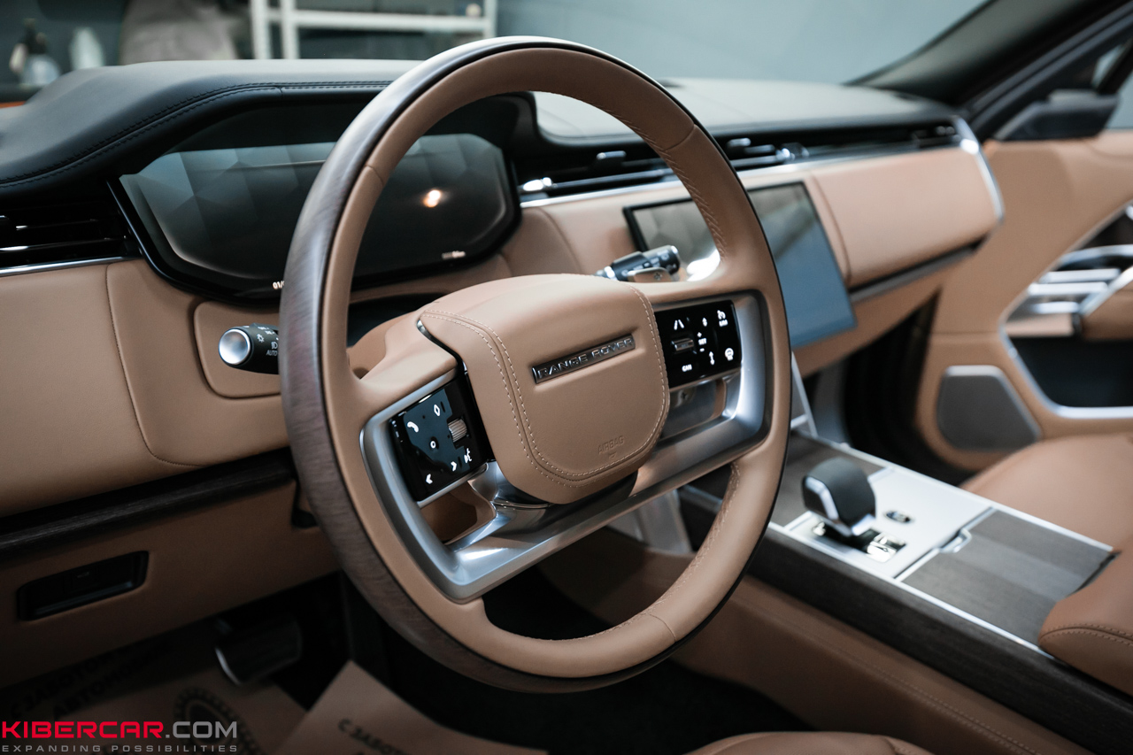 Land Rover Range Rover: керамическое покрытие кожаной обивки