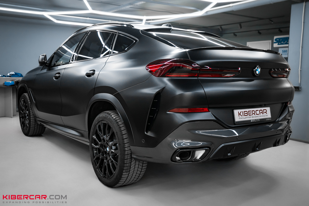 Оклейка BMW X6 матовой полиуретановой пленкой