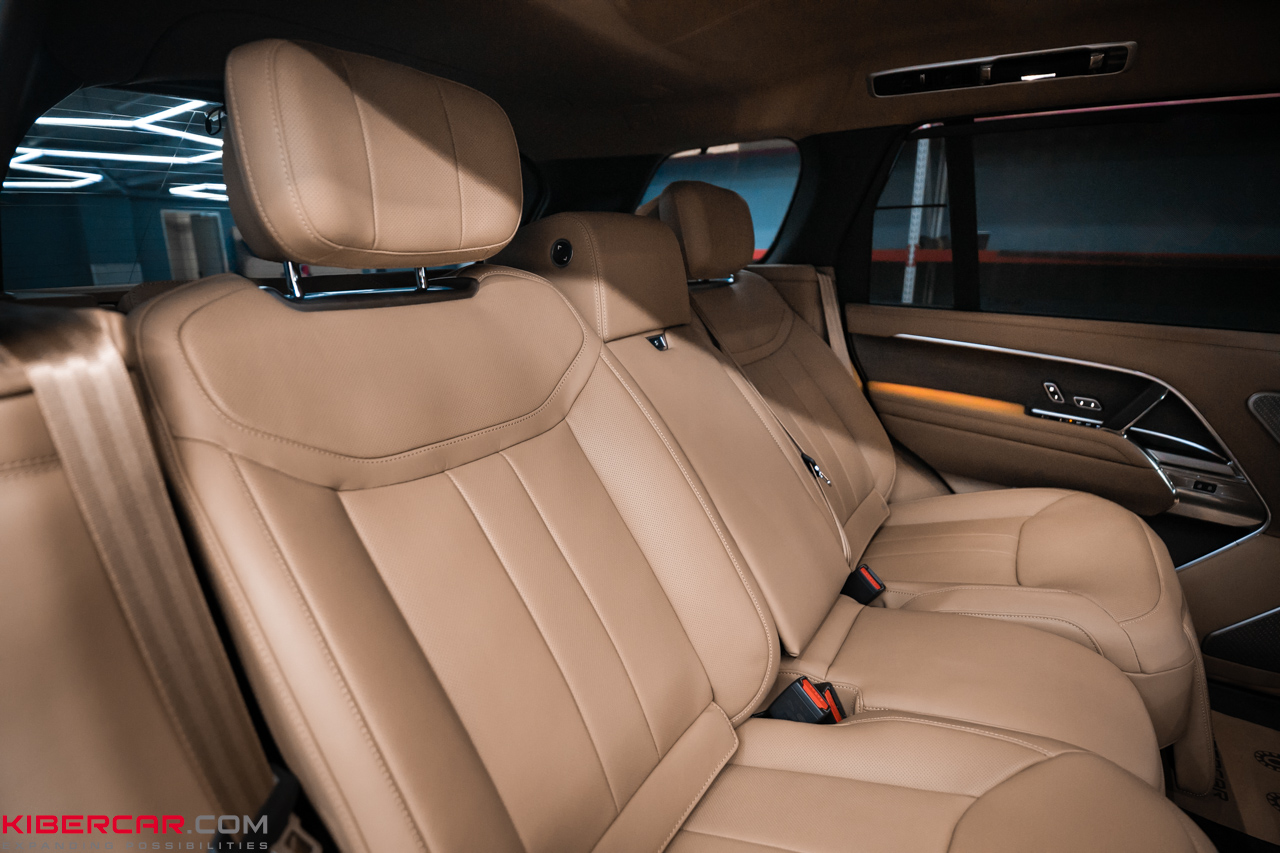 Land Rover Range Rover: керамическое покрытие кожаной обивки
