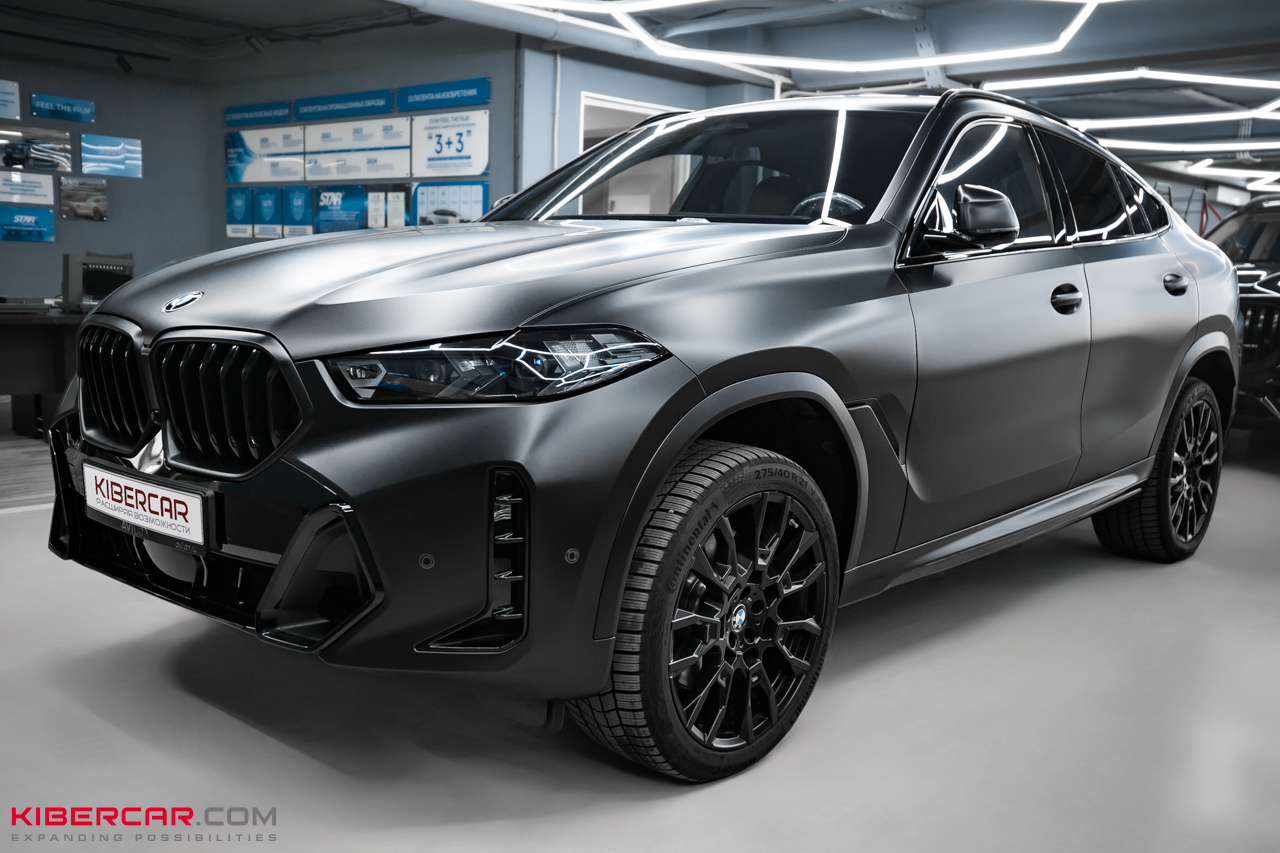 Оклейка BMW X6 матовой полиуретановой пленкой