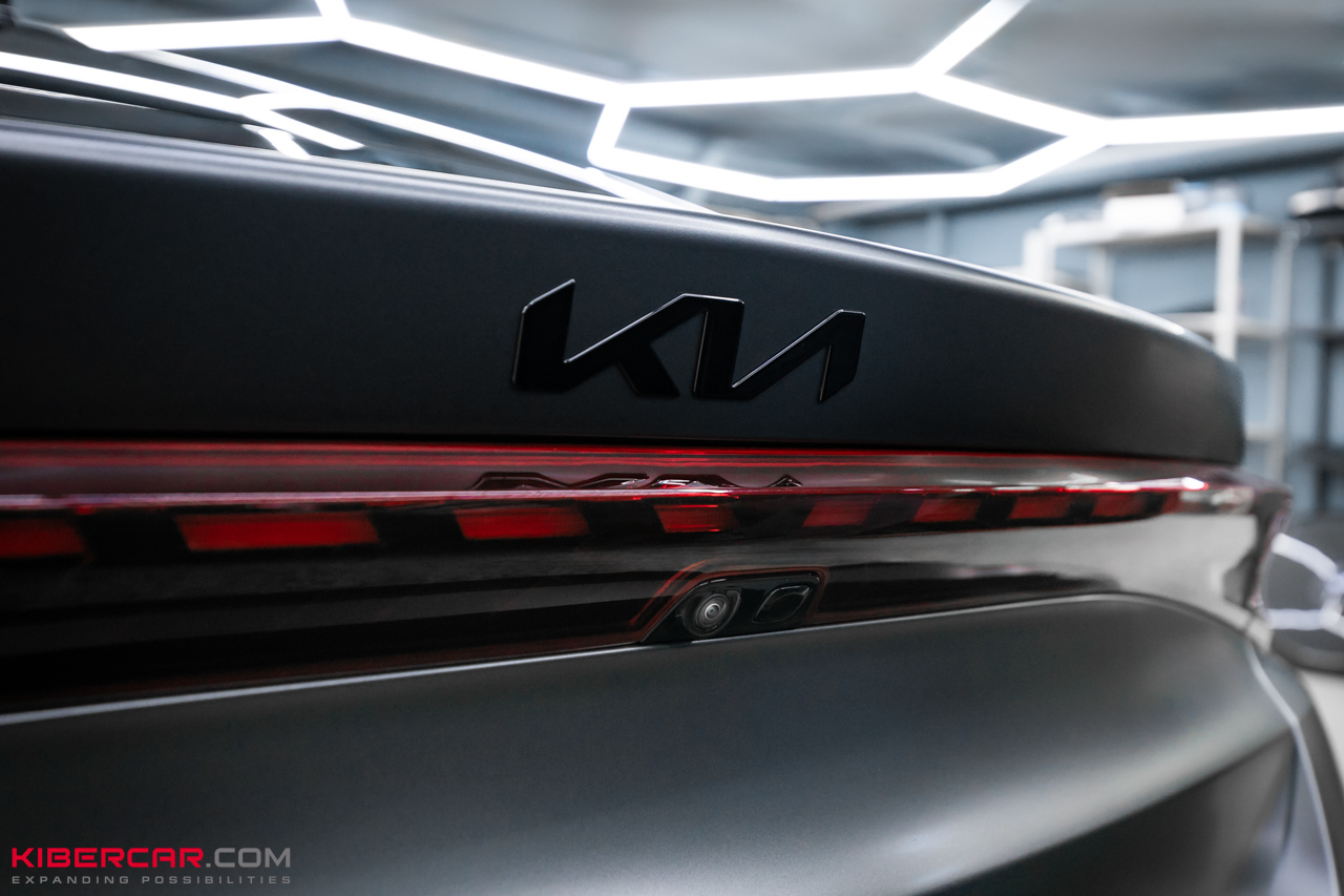 Антихром и оклейка в матовую пленку на Kia K5