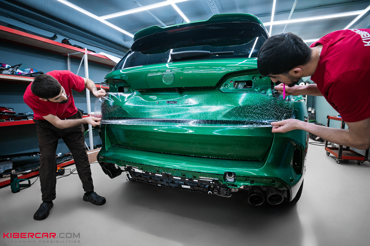 Оклейка BMW X5 M Competition в защитную полиуретановую пленку