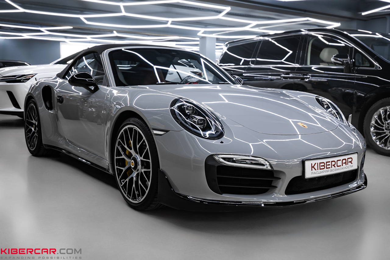 Оклейка цветным полиуретаном на Porsche 911 Turbo S: серый цвет, который покоряет с первого взгляда