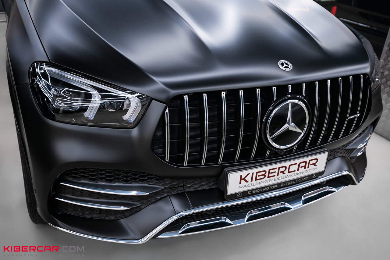 Оклейка Mercedes-Benz GLE Coupe в полиуретановую пленку с эффектом «матовый сатин»